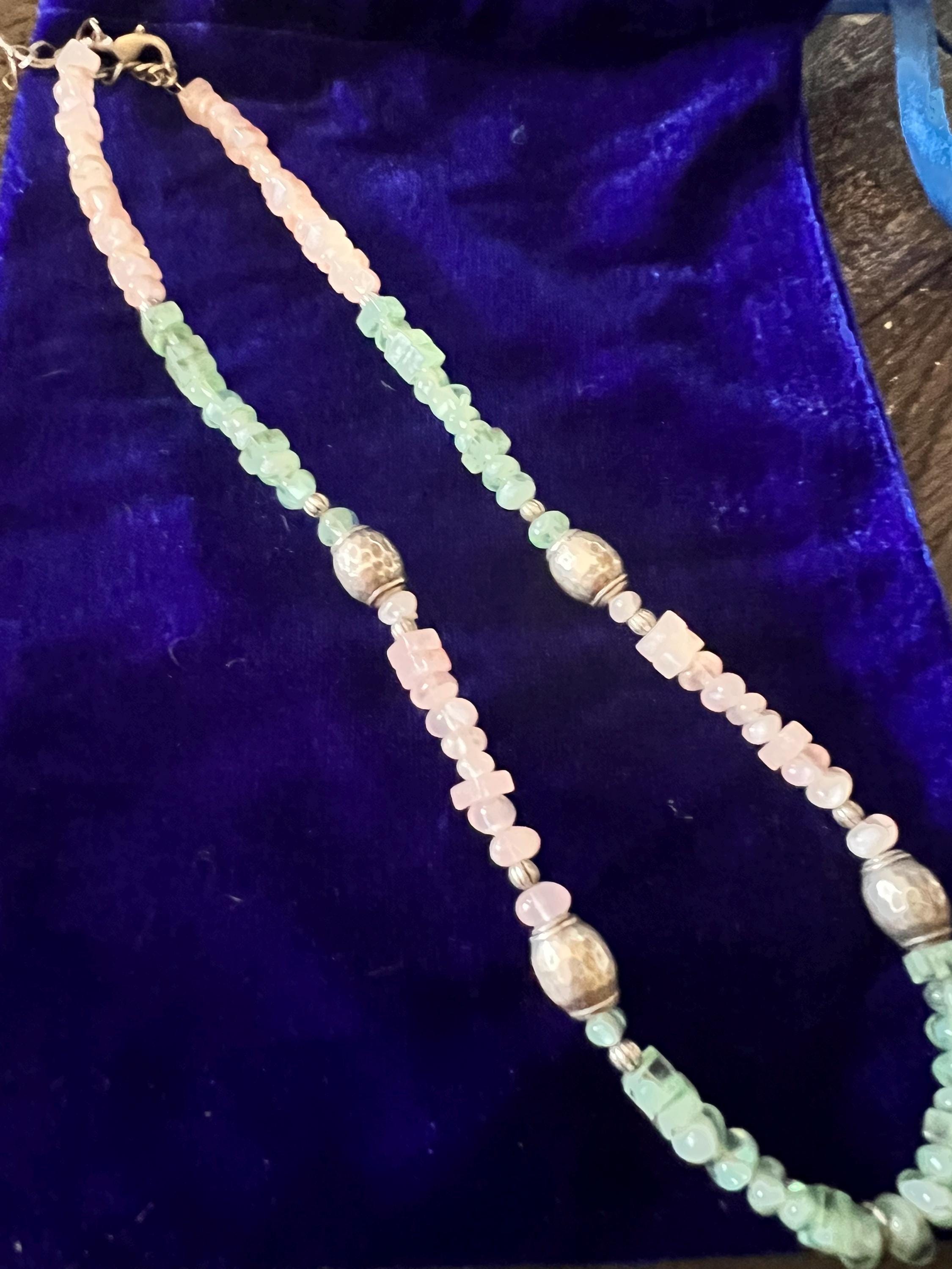 Handmade Rose Quartz & Green Aventurine Gemstone Necklace – Boho Healing Crystal Jewelry – Earthy Pastel Beaded Necklace