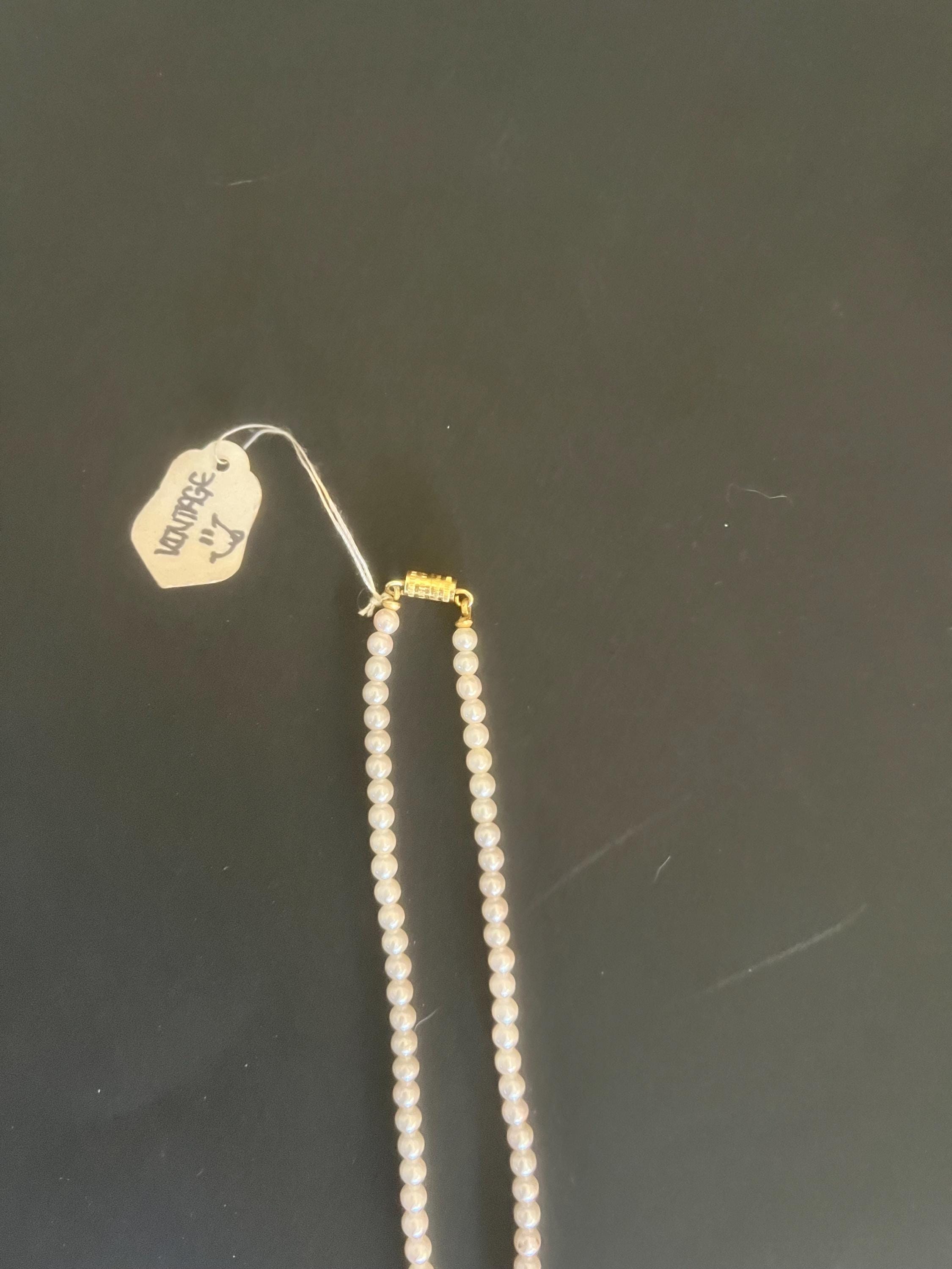 Faux Pearl Choker Necklace – Classic Single Strand – Gold Tone Clasp Vintage