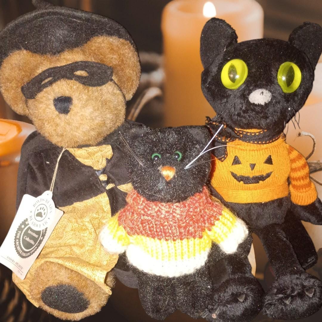 Halloween plush lot – bear in mask, 2 black cats, pumpkin & candy corn outfits