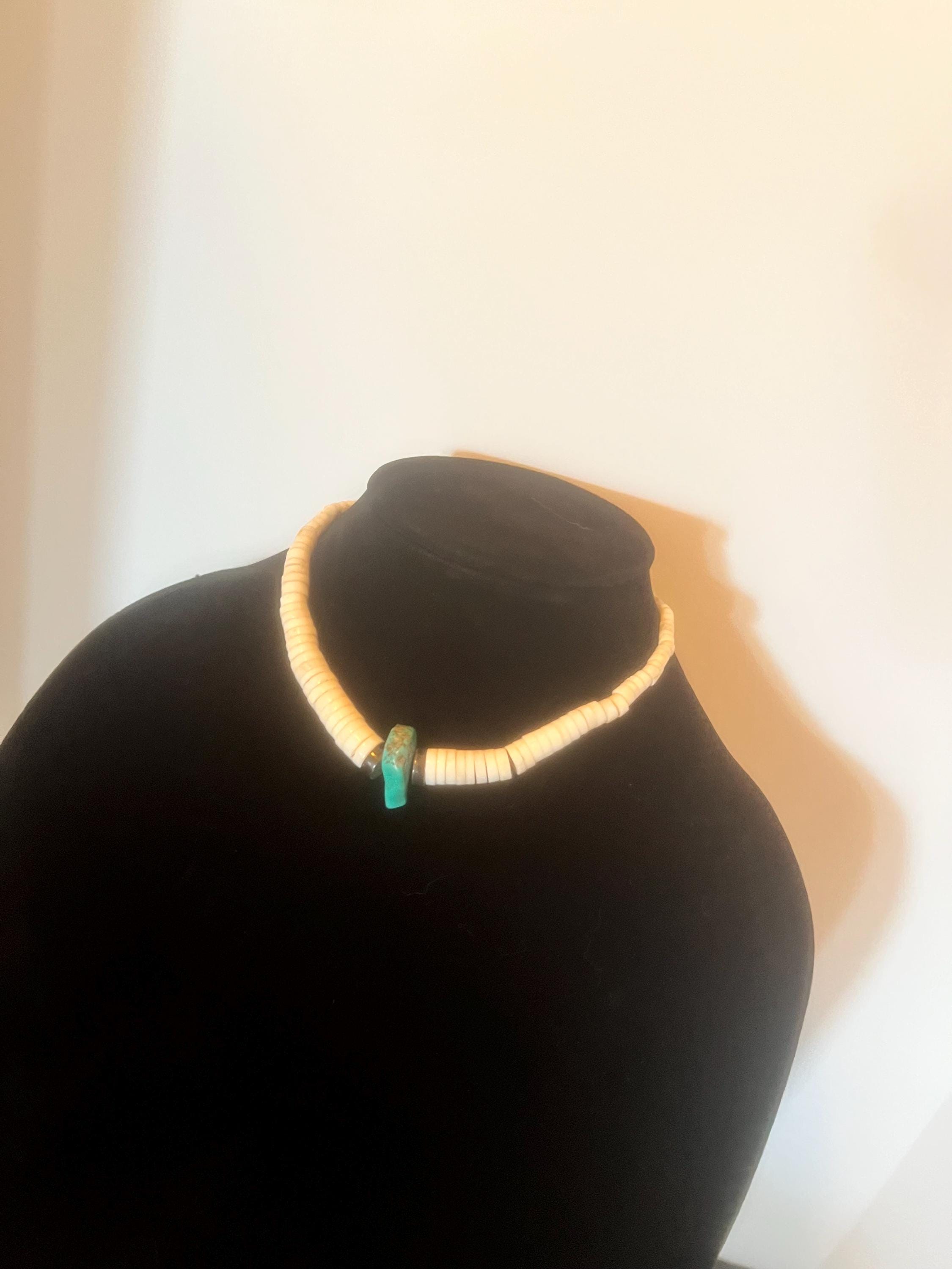 Heishi Shell Necklace with Turquoise Nugget – Southwestern Boho Choker – Unisex 1970s Surf Jewelry Vintage