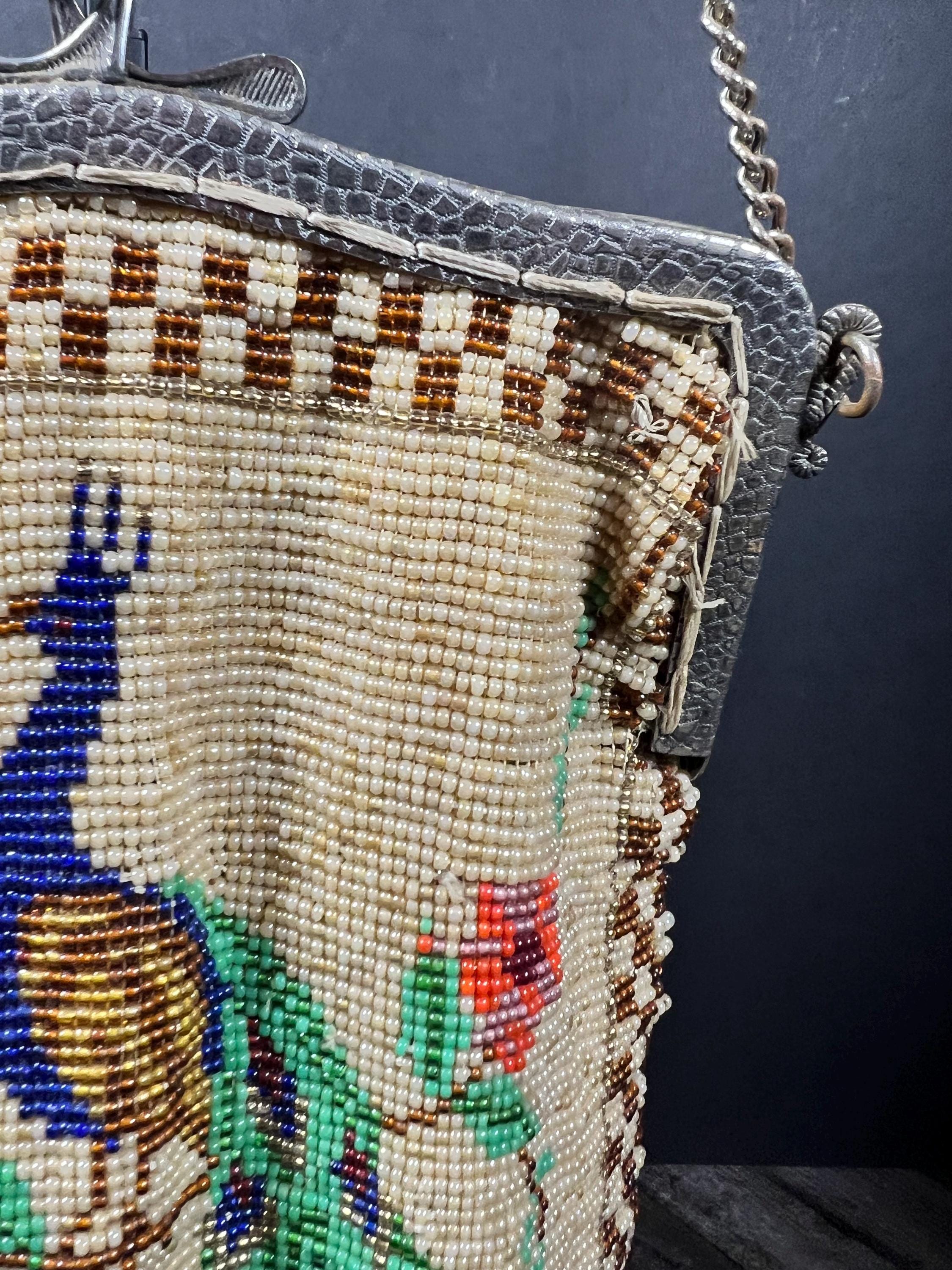 1920s Beaded Peacock Purse – Art Deco Flapper Evening Bag with Chain Handle Vintage