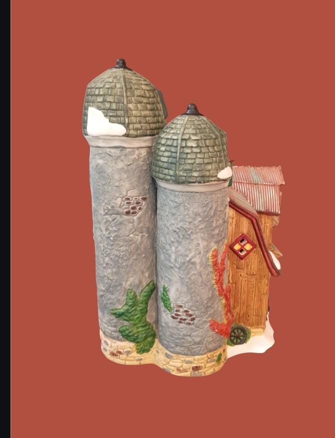Santa’s workbench collection 2001 “horse feathers antique barn” lighted...