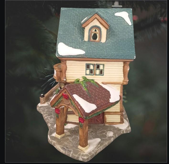 Santa’s workbench 2001 potion & pill apothecary lighted christmas village house