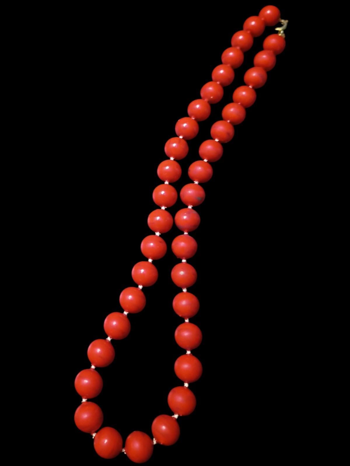 Bead strands & 1 hand-painted wooden floral....
