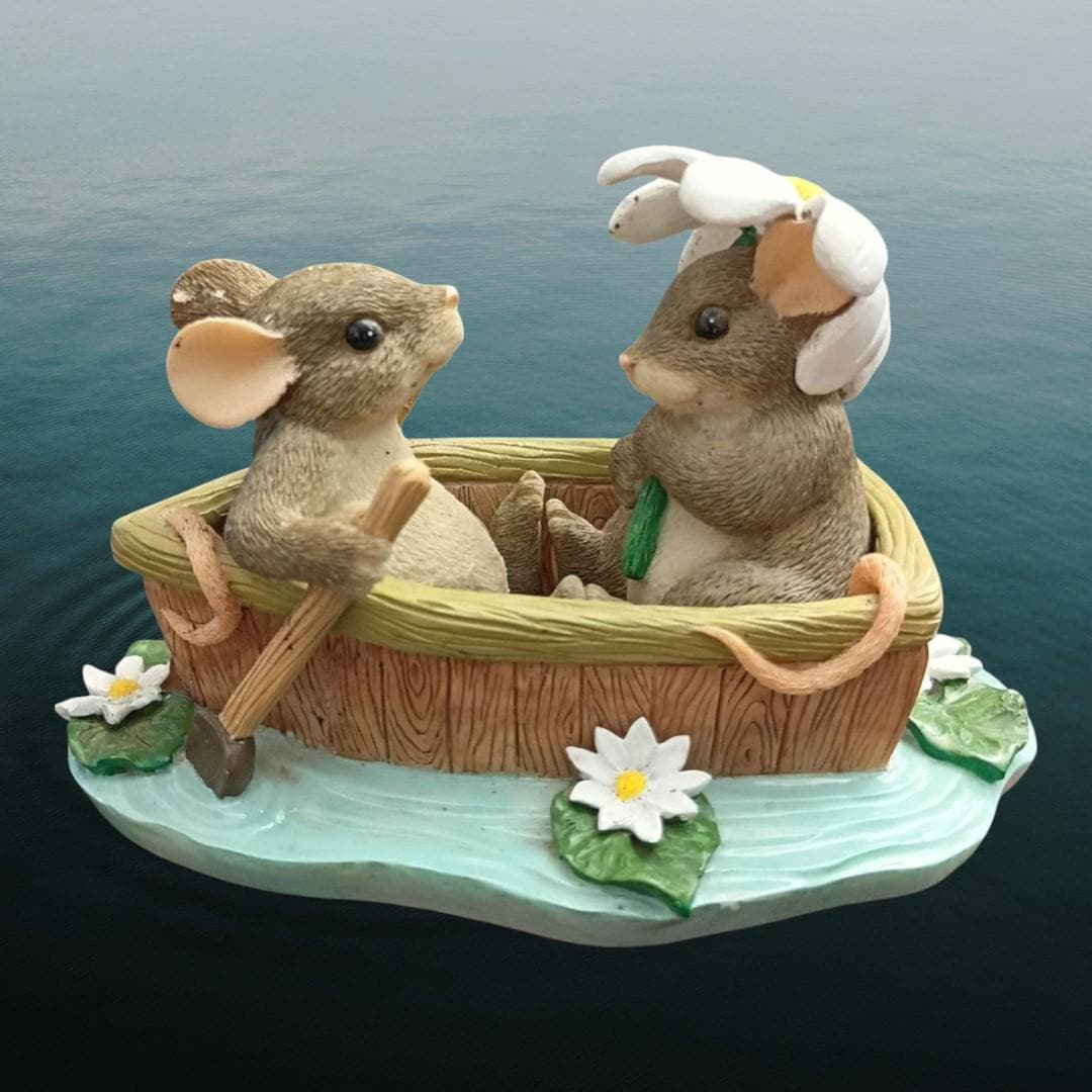 Charming tails 83/801 row boat romance fitz and floyd figurine rare collectible