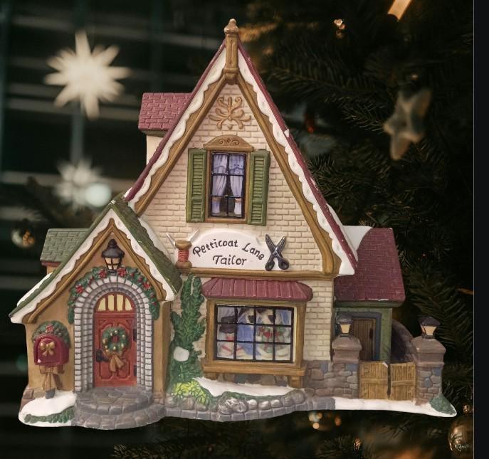 Dept 56 santa’s workbench “petticoat lane tailor” 2001 lighted house...