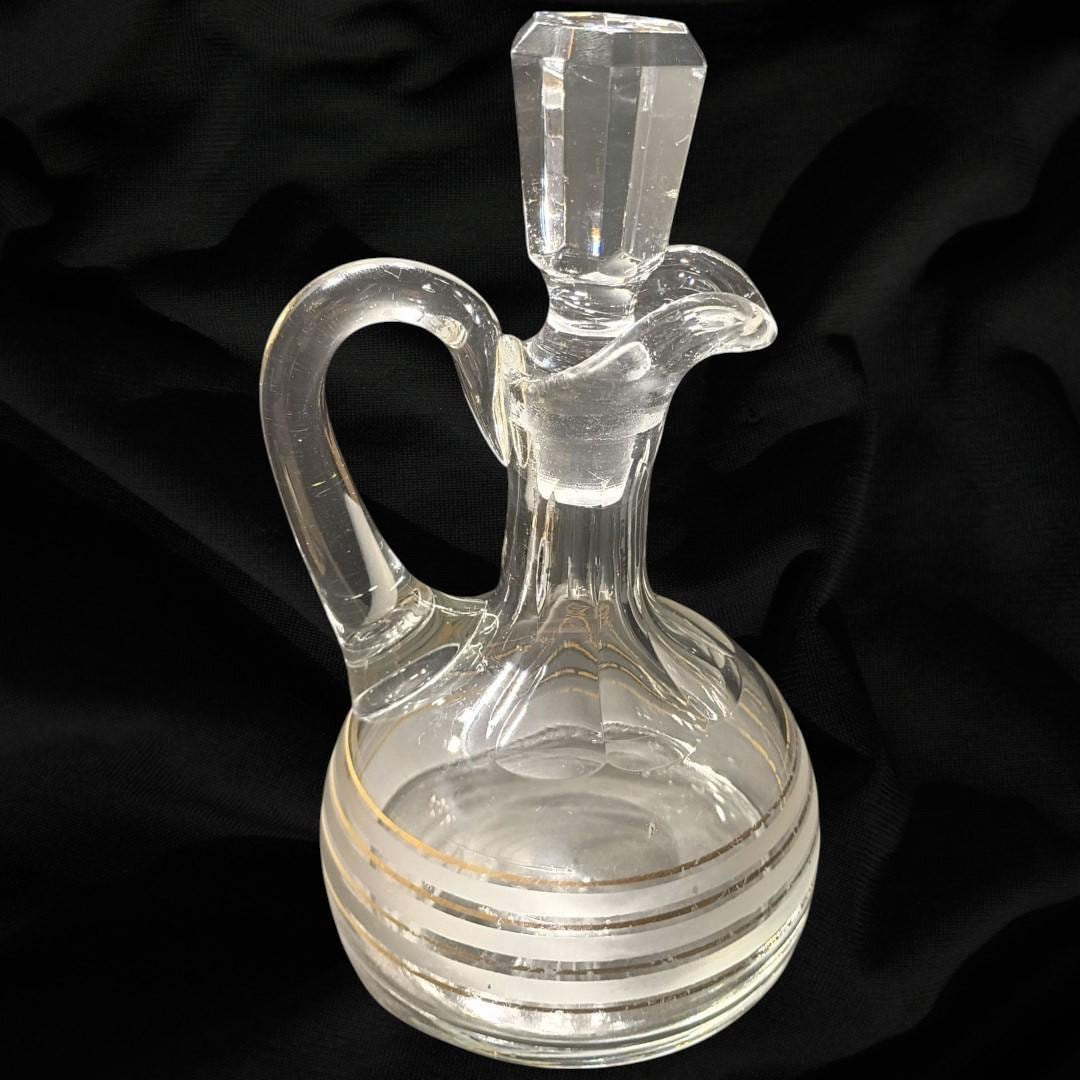 Glass cruet decanter w/ stopper & gold bands –vintage.. elegant...