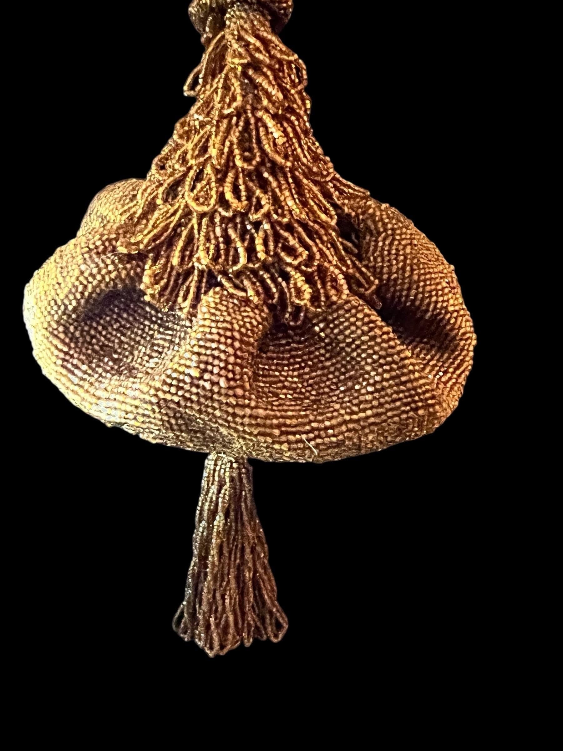 Antique beaded flapper purse – 1920s bronze seed bead drawstring bag with tassel, vintage art deco evening handbag