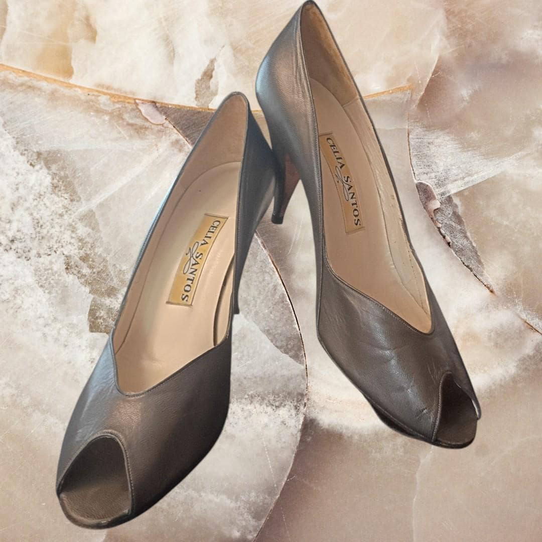 Celia santos women’s heels size 7b gray leather peep toe pumps classic stiletto