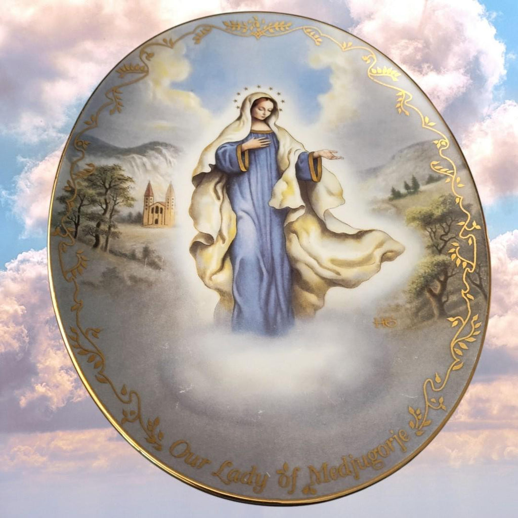 Set of 2 bradford exchange collector plates our lady of lourdes & medjugorje...