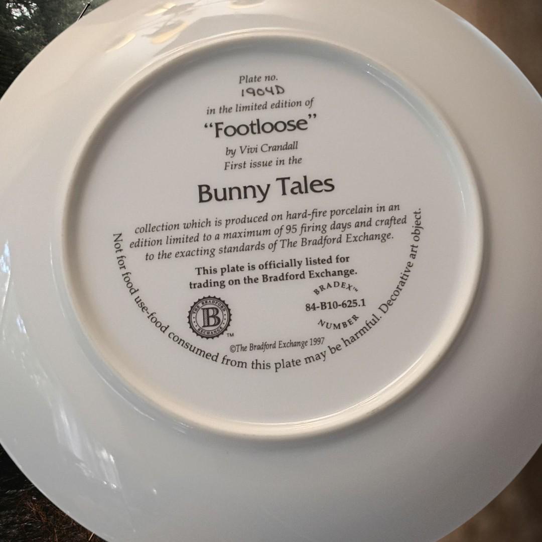 Bradford exchange bunny tales plate "footloose" by vivi crandall 1997 limited