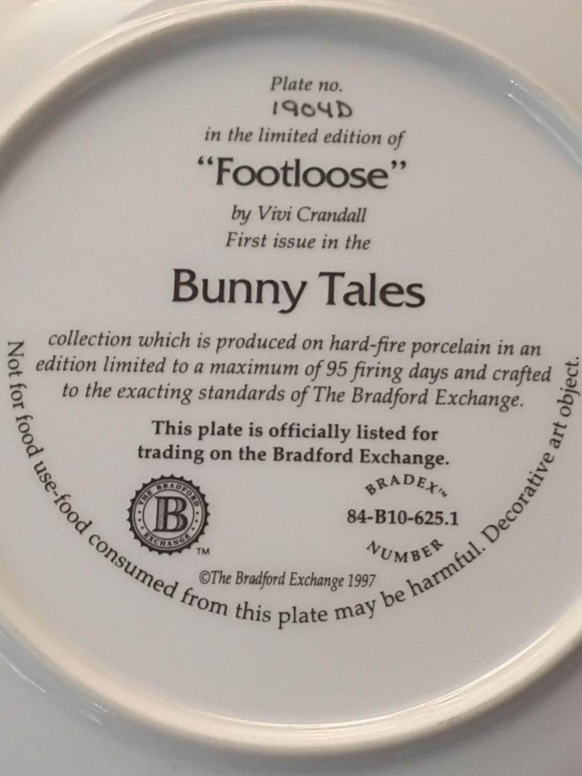 Bradford exchange bunny tales plate "footloose" by vivi crandall 1997 limited