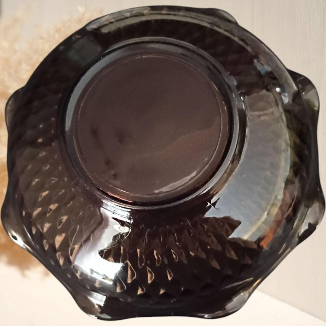 Amber diamond cut glass serving bowl scalloped rim retro mid century...