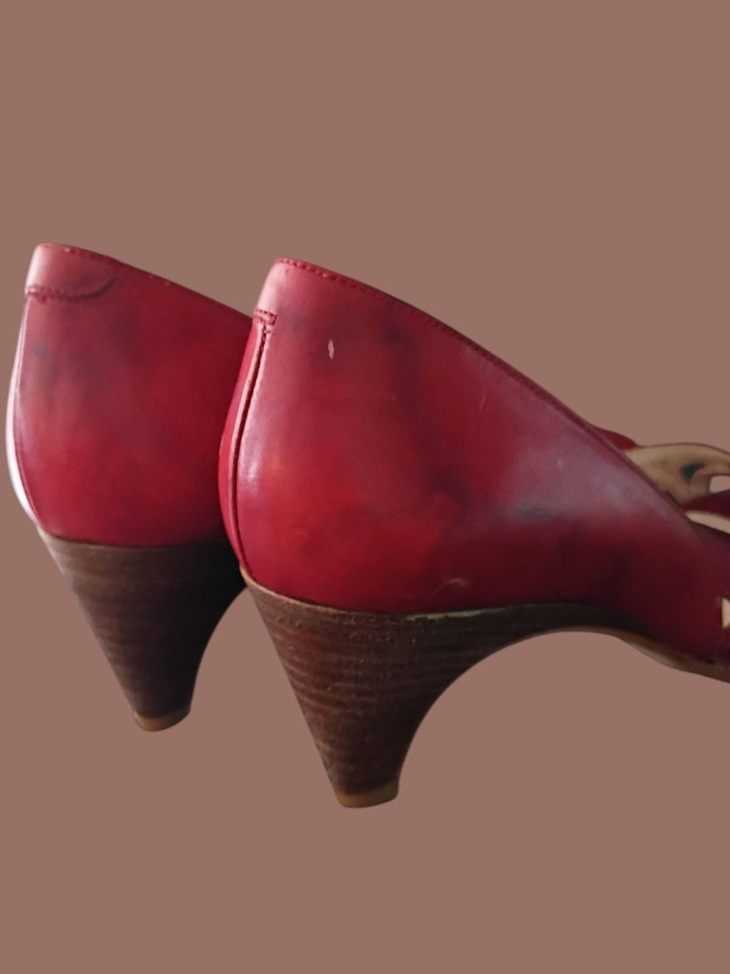 Bandolino red leather peep toe heels 7.5m made in italy cutout mid heel pumps**