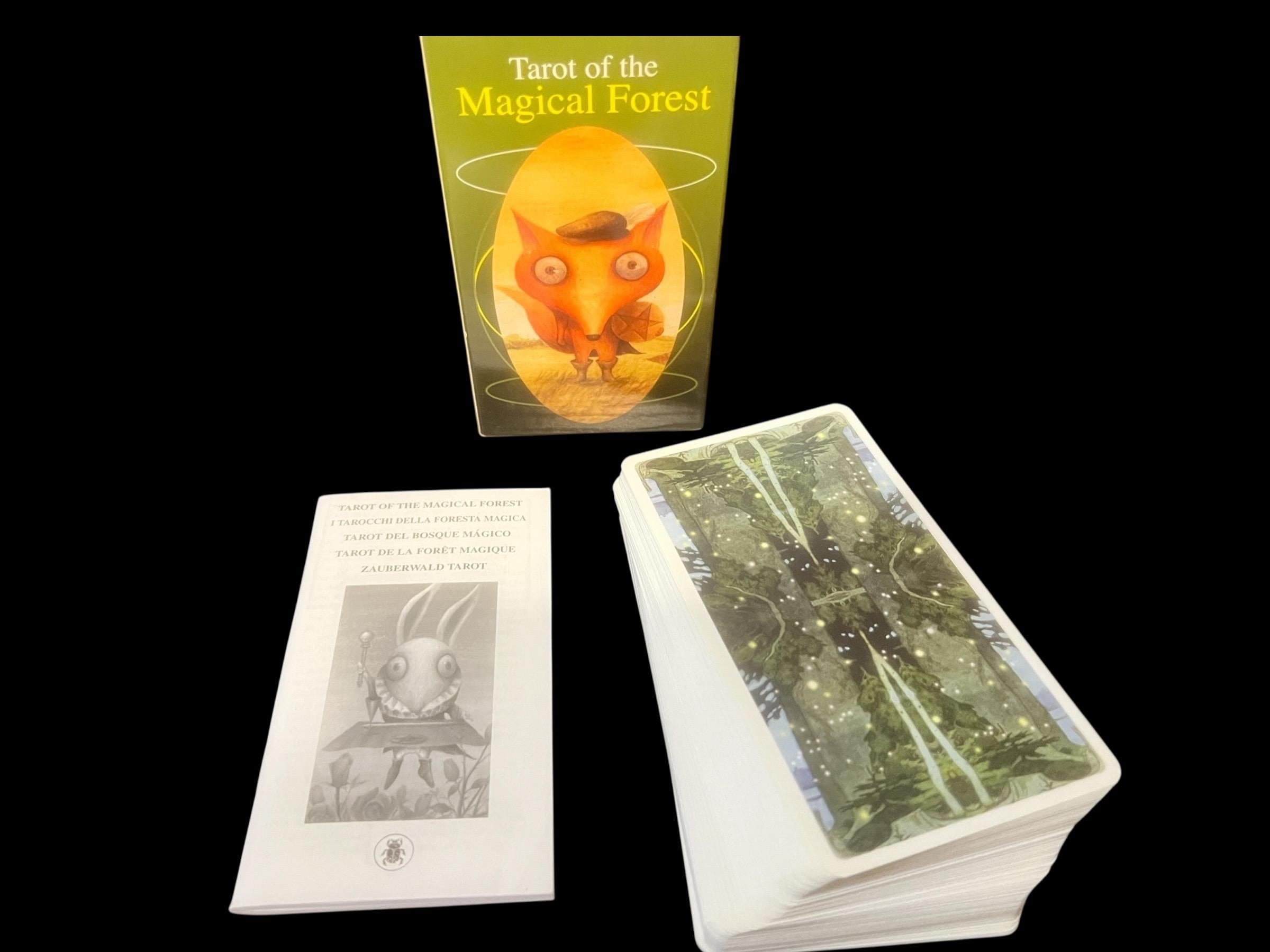 Made in Italy Tarot of the Magical Forest – Lo Scarabeo – 78 Card Deck + Guidebook – Surreal Animal Tarot – Made in Italy Rare collectors