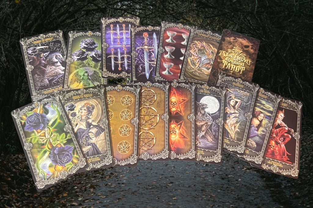 Alchemy 1977 England Tarot Deck Gothic Tarot Cards Fournier Dark Fantasy Occult Witchcraft Divination Collectible made in Spain hard to find