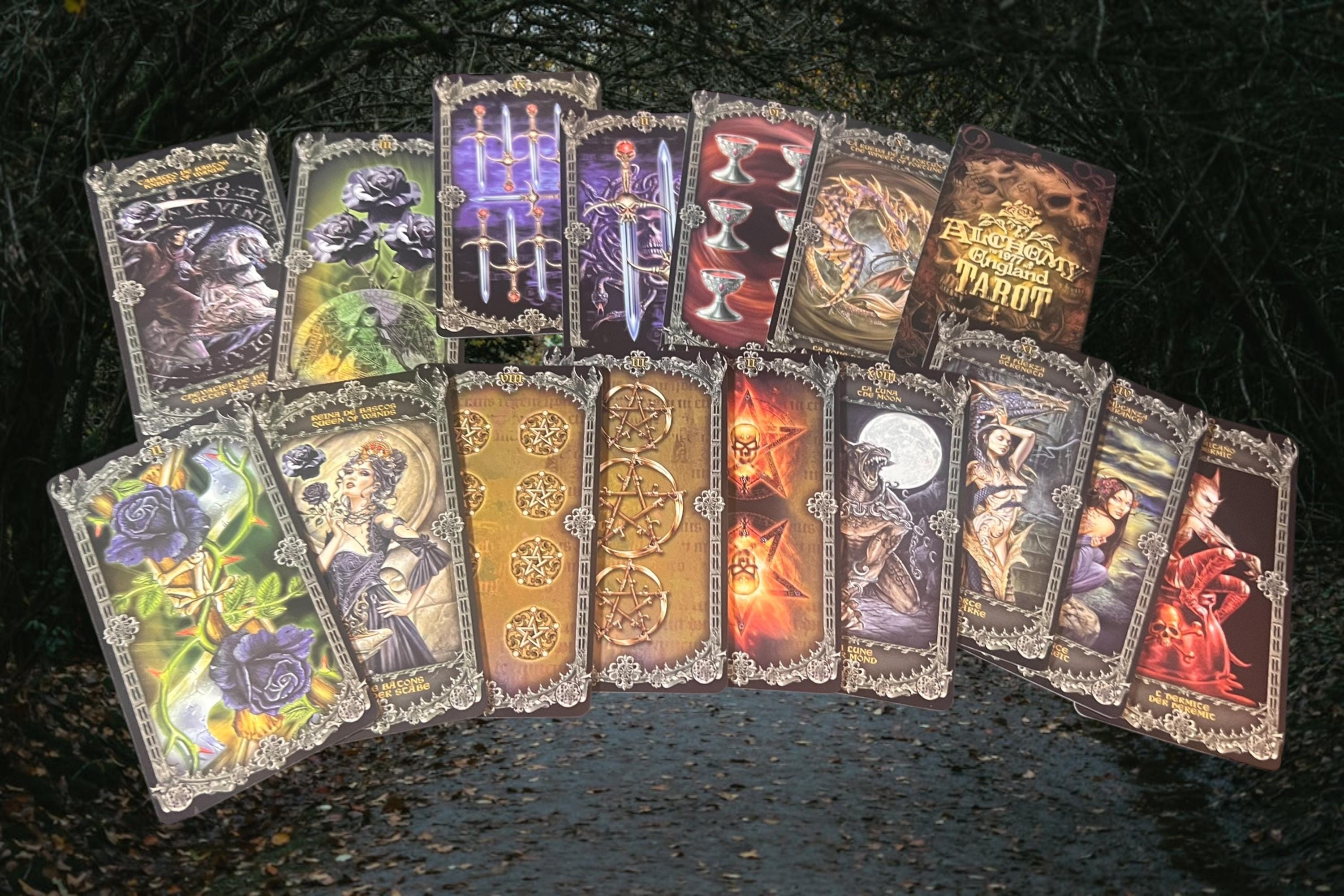Alchemy 1977 England Tarot Deck Gothic Tarot Cards Fournier Dark Fantasy Occult Witchcraft Divination Collectible made in Spain hard to find