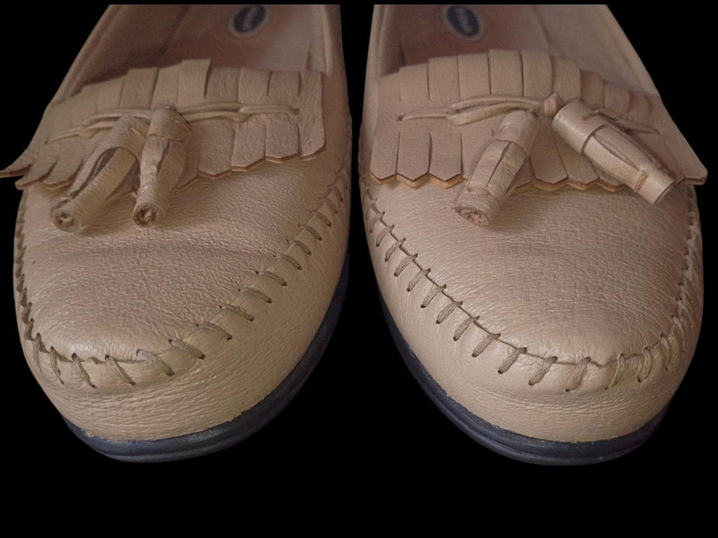 Dr. scholl’s women’s loafers size 6.5m beige leather tassel moccasins comfort...
