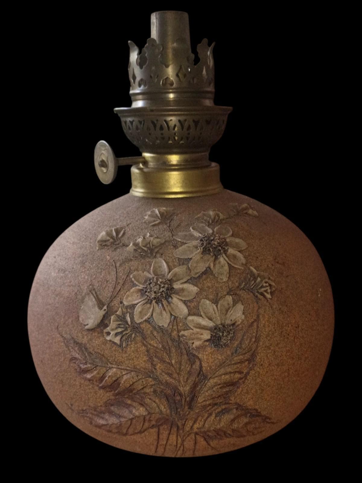Antique oil lamp with brass burner – hand painted floral motif – vintage home...