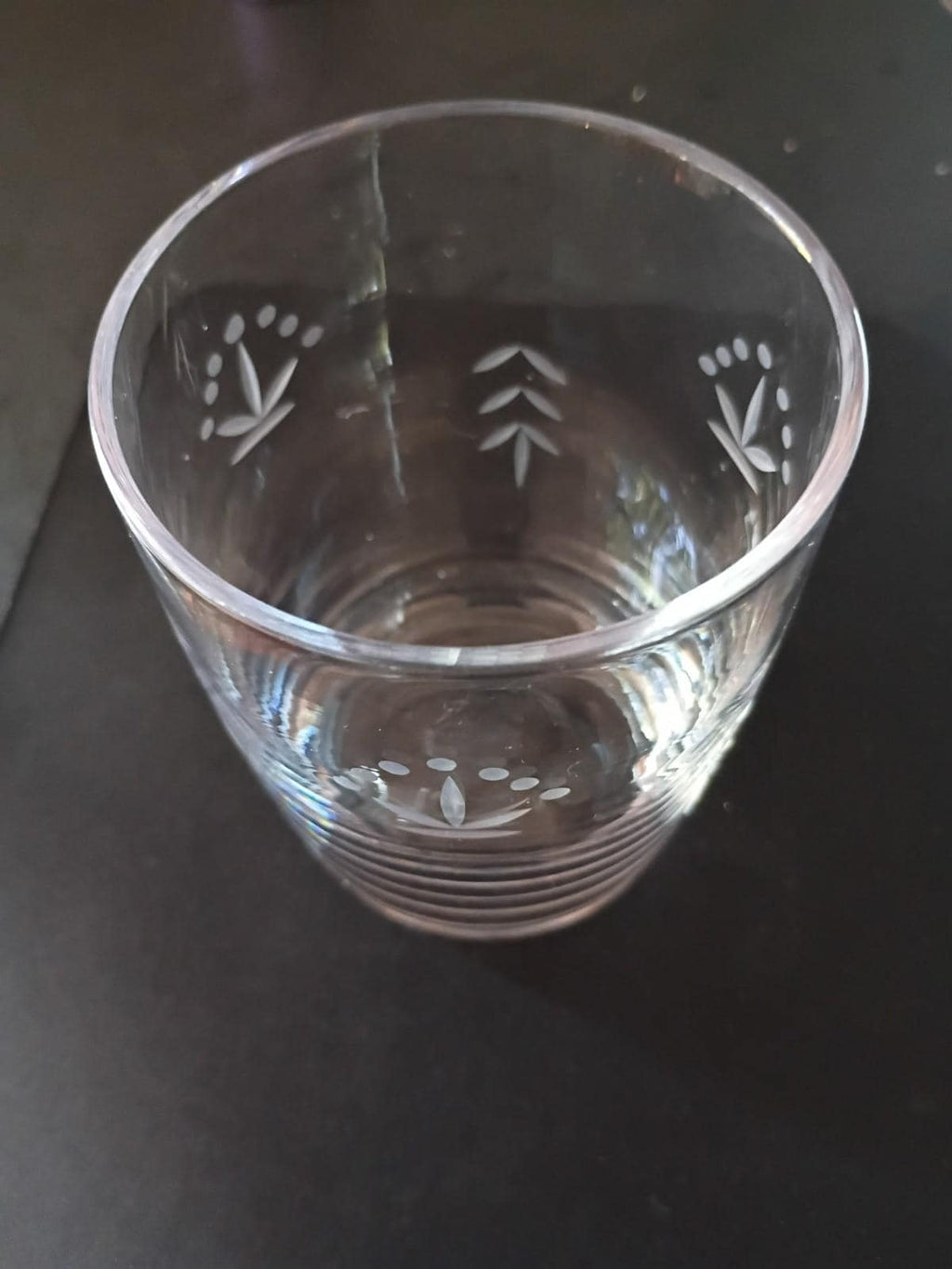 Set of 2 vintage etched glass tumblers – 4.5" tall x 3.5" wide – clear...