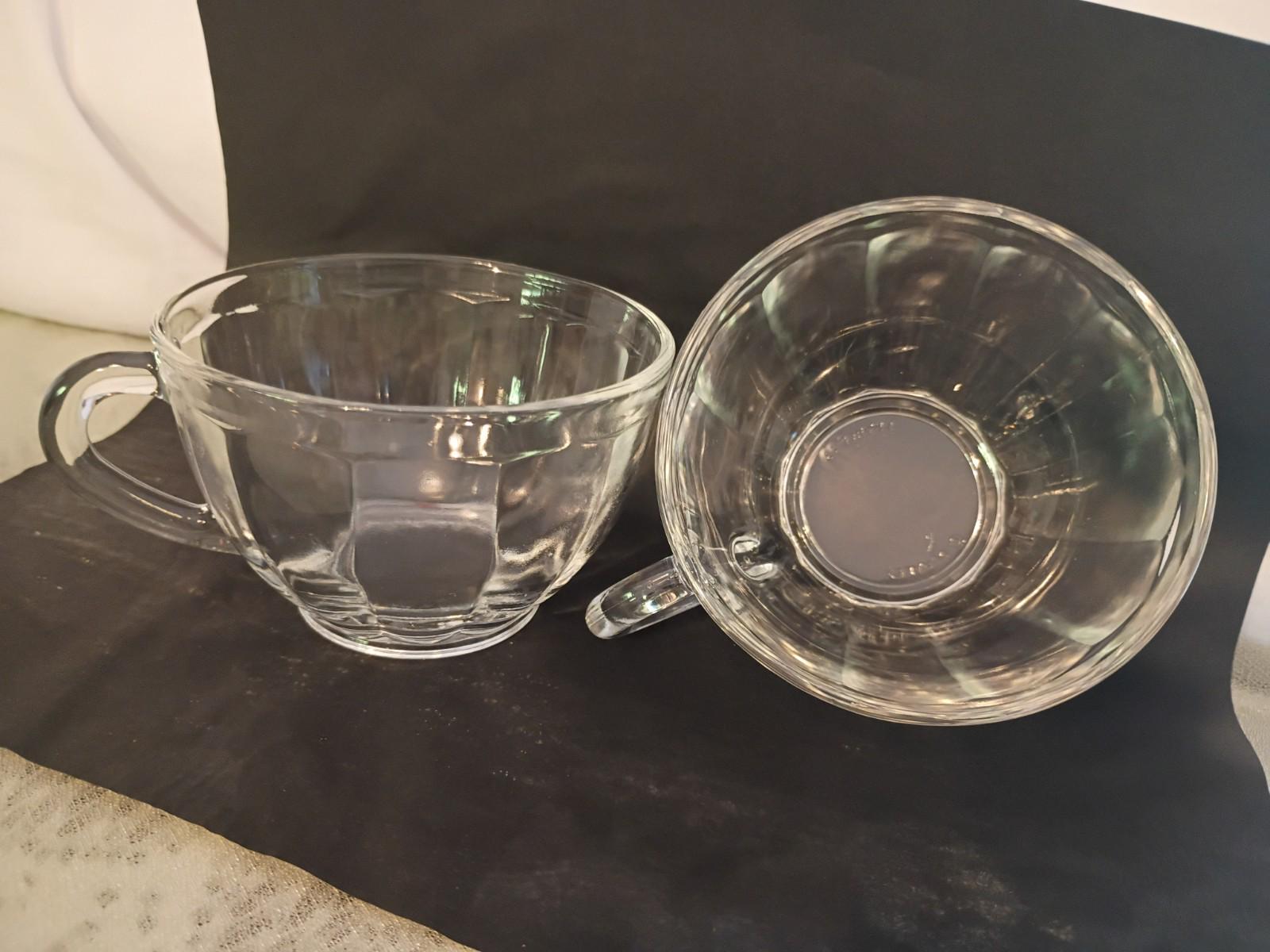Set of 2 vintage clear glass coffee mugs – lightweight pressed glass tea cups –