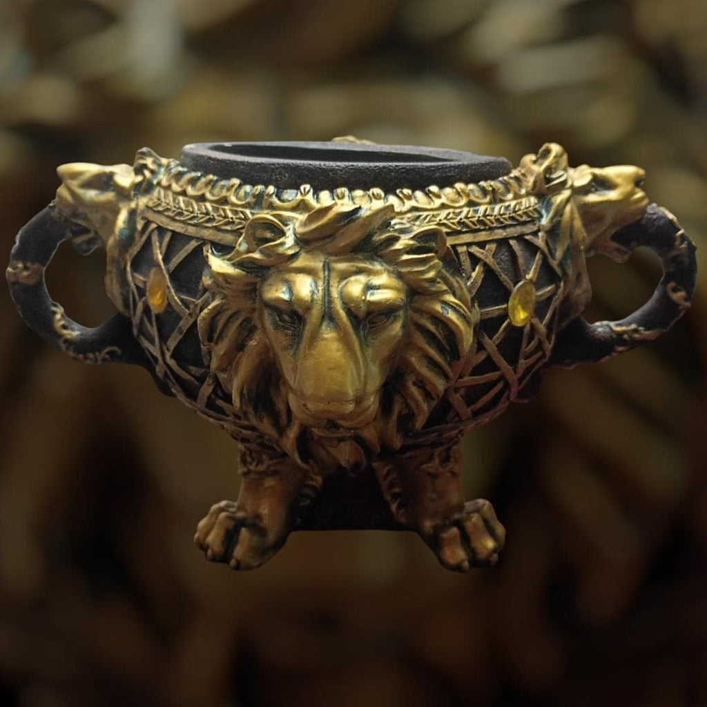 Regal lion head chalice goblet – gold & black medieval fantasy decorboost...