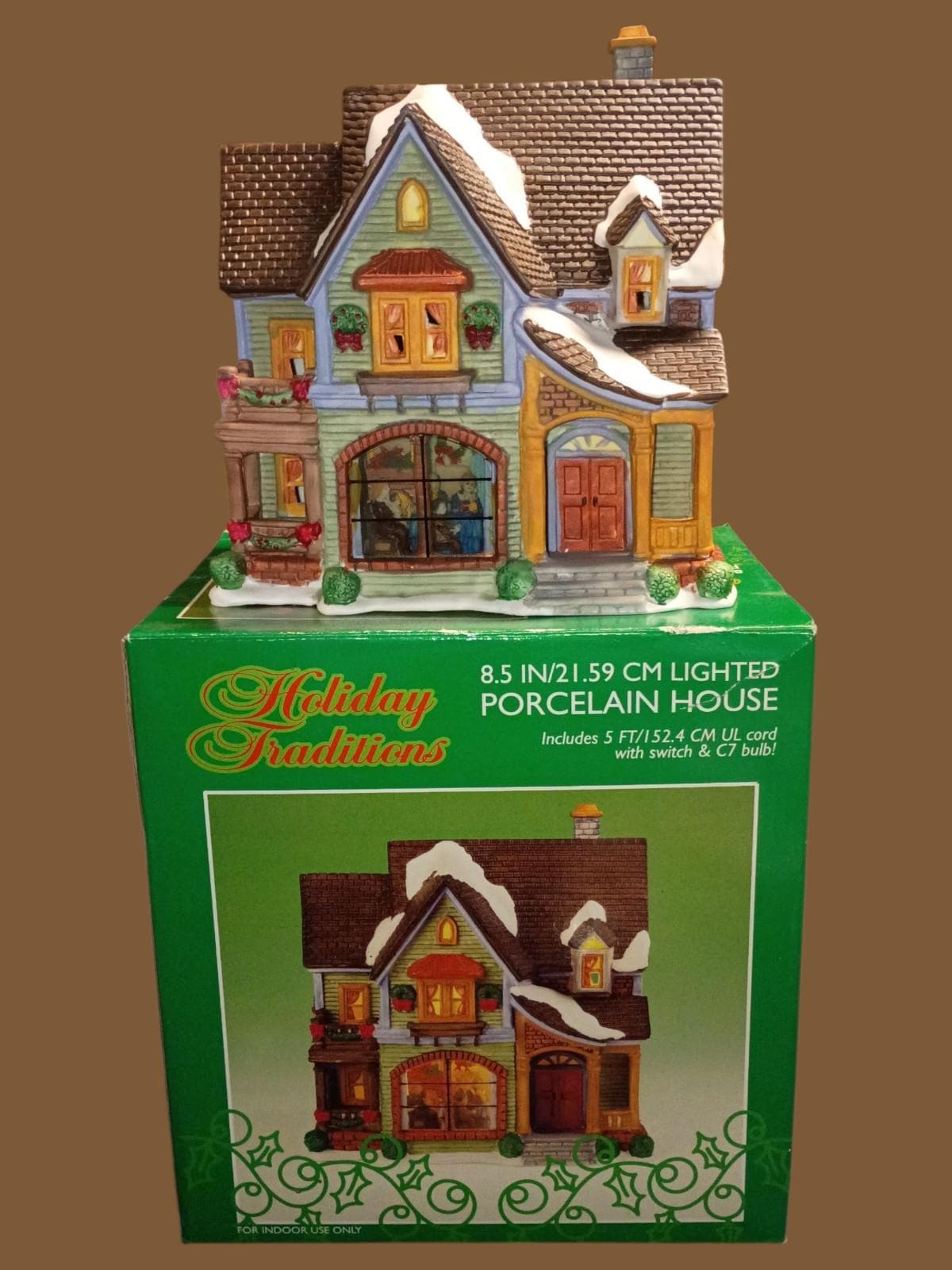 Holiday traditions 8.5" lighted porcelain house with box, cord & new bulb –...