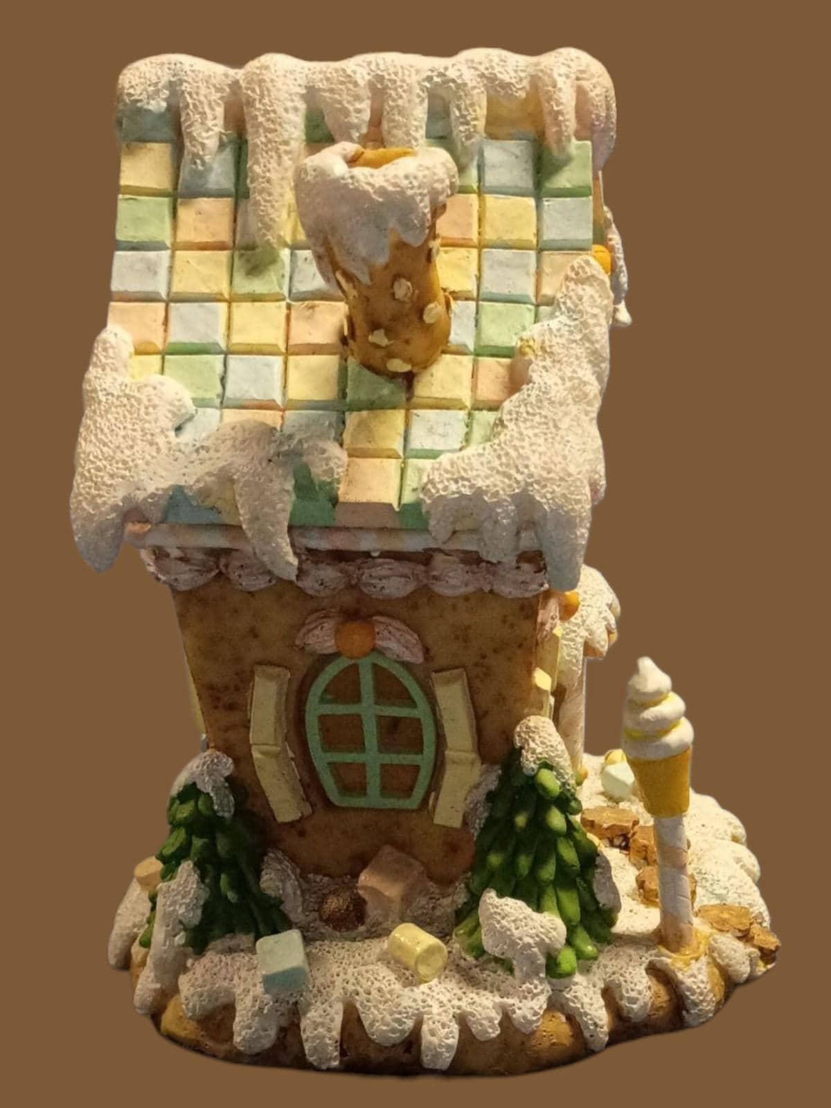 Gingerbread house & clear acrylic light-up christmas tree set | holiday village