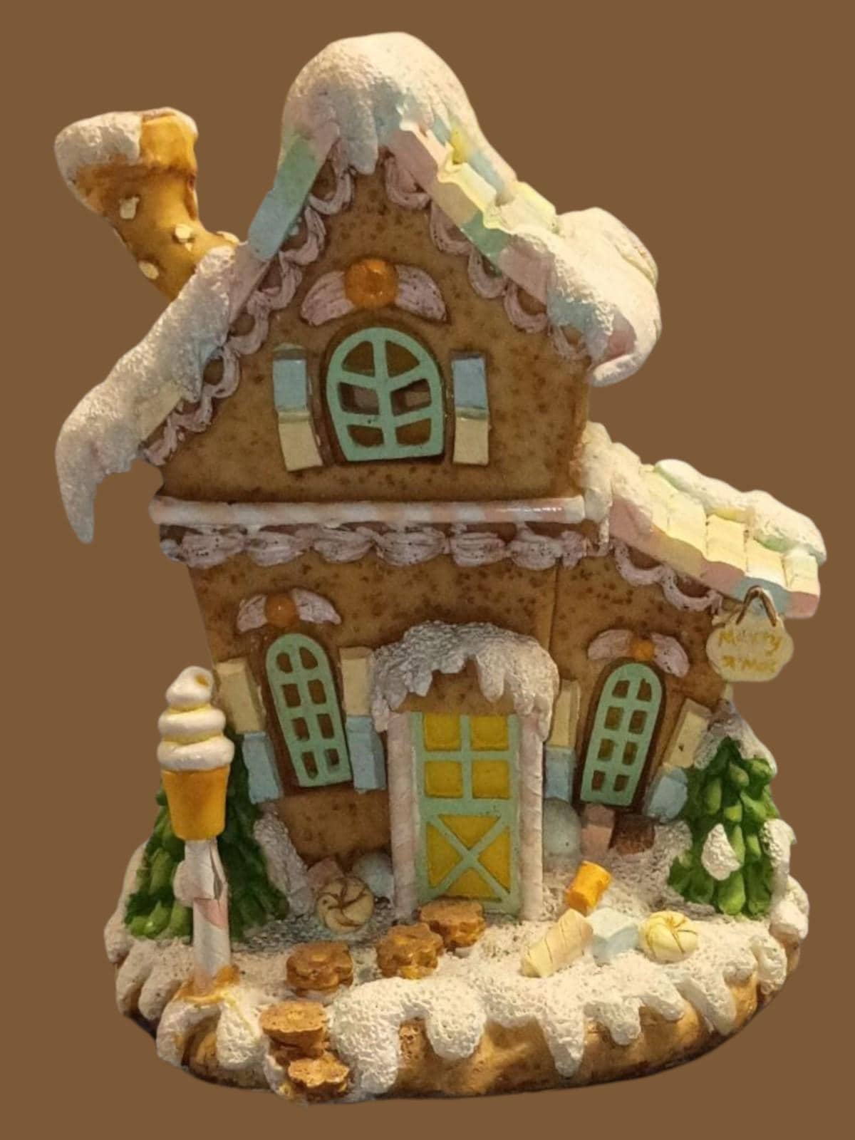 Gingerbread house & clear acrylic light-up christmas tree set | holiday village
