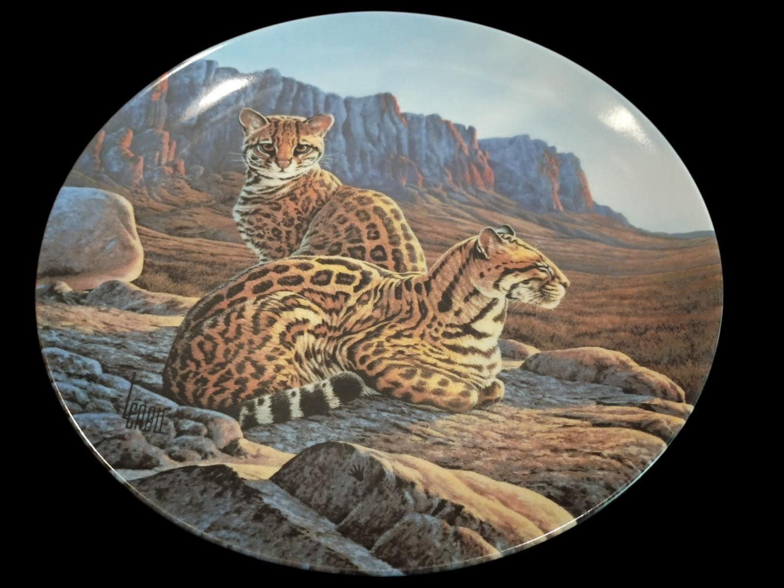 Set of 5 knowles collector plates big cats of the americas by lee cable...
