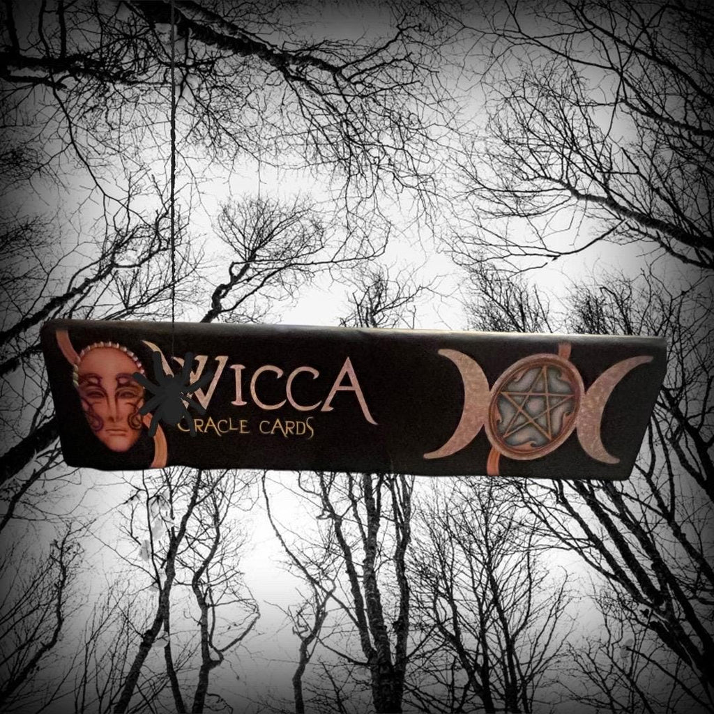 These images show the Wicca Oracle Cards (New Edition) by Nada Mesar and Lunaea Wheaterstone, with artwork by Chatriya Hemharnvibul — publis